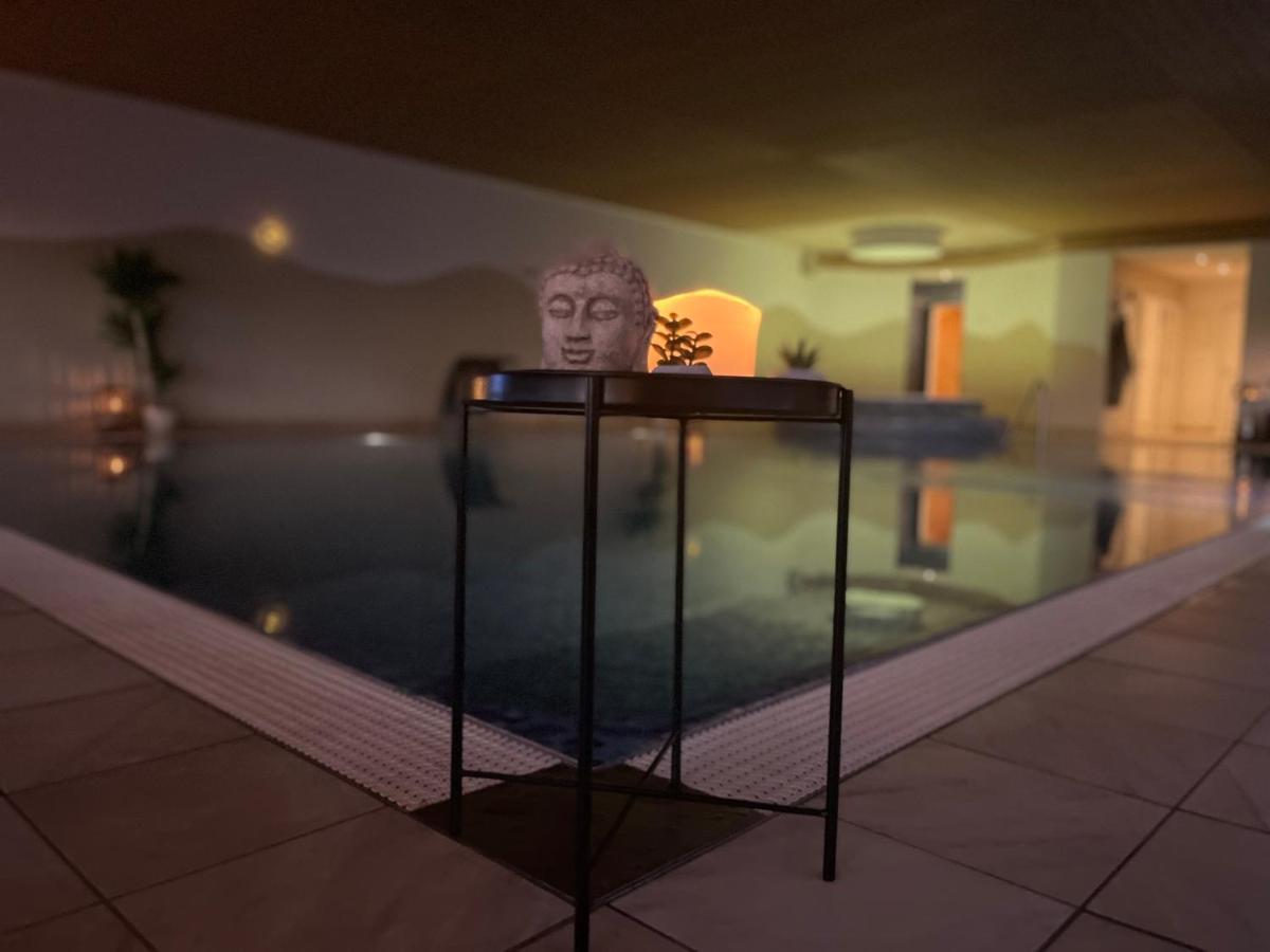 Froejel Resort & Spa Екстериор снимка