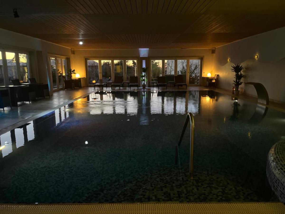 Froejel Resort & Spa Екстериор снимка