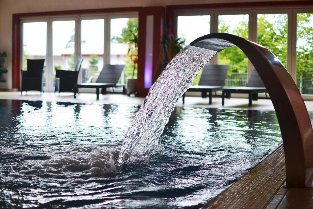 Froejel Resort & Spa Екстериор снимка
